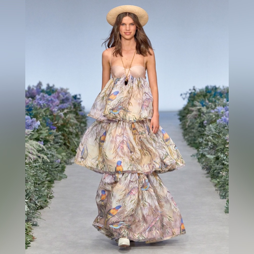 NWT ZIMMERMANN
Candescent Parakeets Tiered Gown In Linen